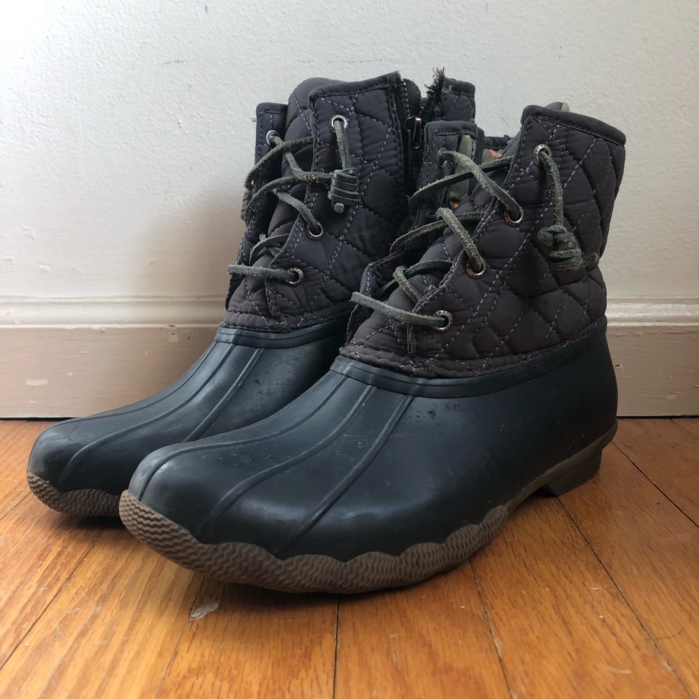 Sperry Women’s Saltwater Quilted Duck Boots